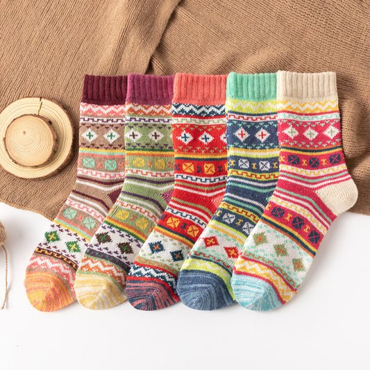 Women's Fashion Simple Color Cruciate Flower Tube Socks
